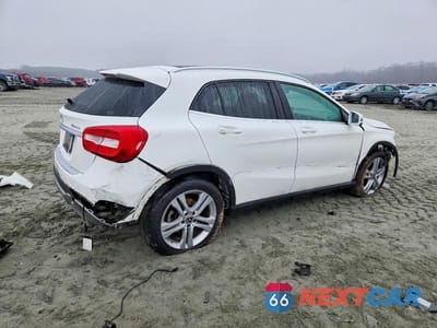 Trzecie zdjęcie samochodu z tyłu: 2018 MERCEDES-BENZ GLA 250 4MATIC VIN:WDCTG4GB5JJ491811 - miniatura