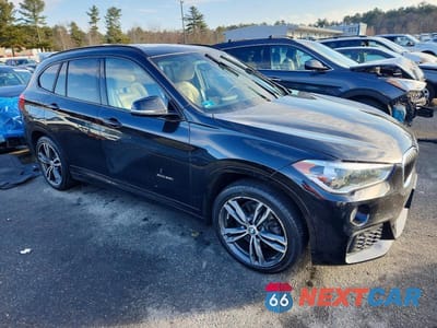 Czwarte zdjęcie samochodu z boku: 2018 BMW X1 XDRIVE28I VIN:WBXHT3C31J5K29540 - miniatura