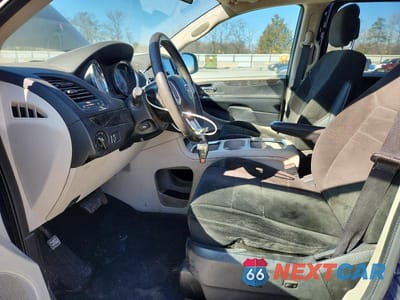 Zdjęcie 7 z 13 samochodu: 2013 DODGE GRAND CARAVAN SXT VIN:2C4RDGCG7DR719495 - miniatura