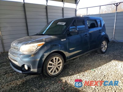 2017 KIA SOUL + KNDJP3A5XH7425871 - główne zdjęcie licytacji z USA - miniatura