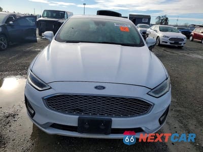 Piąte zdjęcie samochodu w środku: 2019 FORD FUSION TITANIUM VIN:3FA6P0K92KR270910 - miniatura