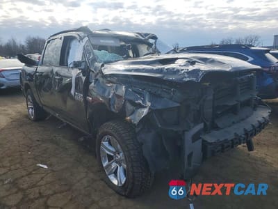 Czwarte zdjęcie samochodu z boku: 2017 RAM 1500 SPORT VIN:1C6RR7MT7HS620619 - miniatura