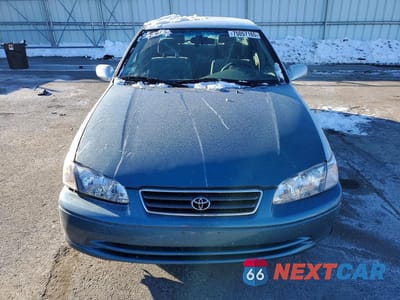 Piąte zdjęcie samochodu w środku: 2000 TOYOTA CAMRY CE VIN:JT2BG22K8Y0443595 - miniatura