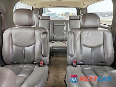 Zdjęcie 10 z 12 samochodu: 2003 GMC YUKON XL DENALI VIN:1GKFK66U13J273405 - miniatura