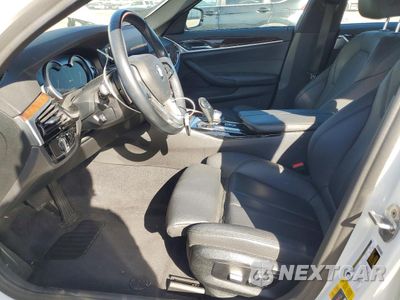 Zdjęcie 7 z 13 samochodu: 2019 BMW 530E VIN:WBAJA9C59KB389397 - miniatura