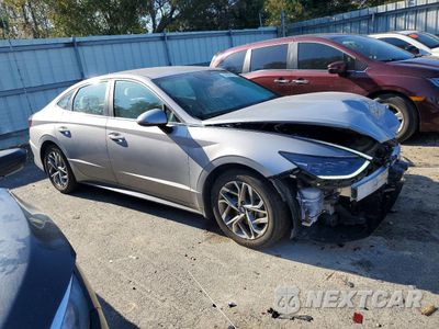 Czwarte zdjęcie samochodu z boku: 2023 HYUNDAI SONATA SEL VIN:KMHL64JA5PA330081 - miniatura
