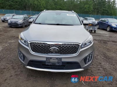 Piąte zdjęcie samochodu w środku: 2016 KIA SORENTO SX VIN:5XYPKDA57GG170404 - miniatura
