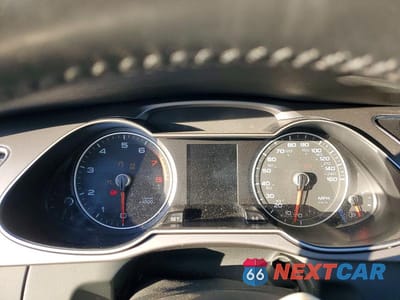 Zdjęcie 9 z 11 samochodu: 2014 AUDI A4 PREMIUM PLUS VIN:WAUFFAFL8EN022898 - miniatura