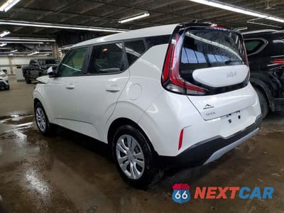 Drugie zdjęcie samochodu z przodu: 2023 KIA SOUL LX VIN:KNDJ23AU0P7872990 - miniatura