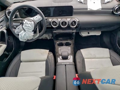 Zdjęcie 8 z 11 samochodu: 2022 MERCEDES-BENZ A 220 VIN:W1K3G4EB5NJ331903 - miniatura