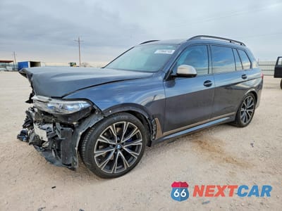 2022 BMW X7 M50I 5UXCX6C09N9K08967 - główne zdjęcie licytacji z USA - miniatura