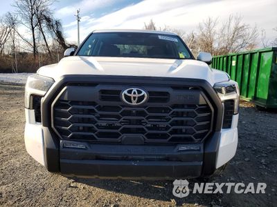 Piąte zdjęcie samochodu w środku: 2022 TOYOTA TUNDRA CREWMAX SR5 VIN:5TFLA5EC8NX004418 - miniatura