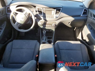 Zdjęcie 8 z 13 samochodu: 2017 HYUNDAI TUCSON SE VIN:KM8J23A42HU440917 - miniatura
