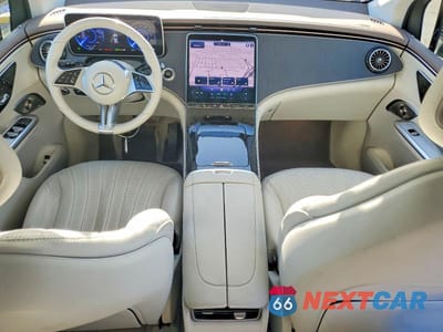 Zdjęcie 8 z 12 samochodu: 2023 MERCEDES-BENZ EQE SUV 500 4MATIC VIN:4JGGM2CB5PA036486 - miniatura