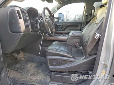 Zdjęcie 7 z 12 samochodu: 2018 GMC SIERRA K2500 DENALI VIN:1GT12UEYXJF188612 - miniatura