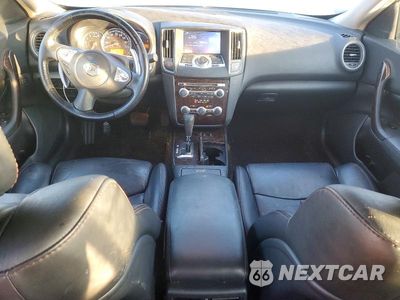 Zdjęcie 8 z 13 samochodu: 2010 NISS MAXIMA S VIN:1N4AA5AP4AC866820 - miniatura