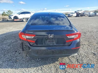 Zdjęcie 6 z 12 samochodu: 2018 HONDA ACCORD LX VIN:1HGCV1F11JA247786 - miniatura