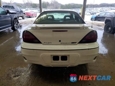 Zdjęcie 6 z 12 samochodu: 2001 PONTIAC GRAND AM GT VIN:1G2NW12E41M584551 - miniatura