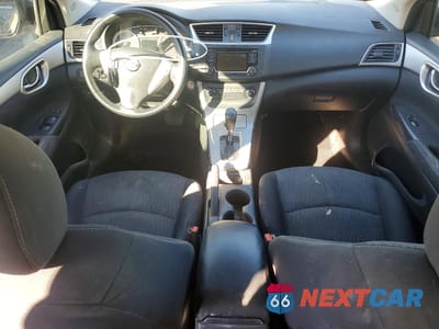 Zdjęcie 8 z 12 samochodu: 2015 NISSAN SENTRA S VIN:3N1AB7AP4FL673021 - miniatura