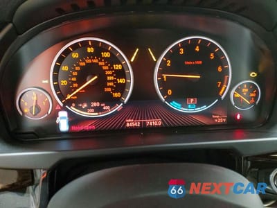 Zdjęcie 9 z 12 samochodu: 2018 BMW X5 XDR40E VIN:5UXKT0C57J0W00201 - miniatura