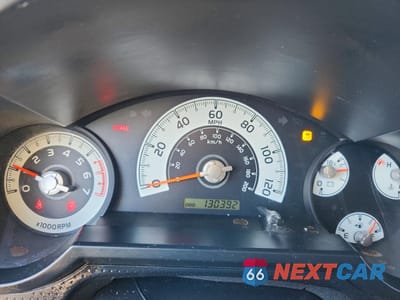 Zdjęcie 9 z 14 samochodu: 2012 TOYOTA FJ CRUISER VIN:JTEBU4BF9CK139103 - miniatura