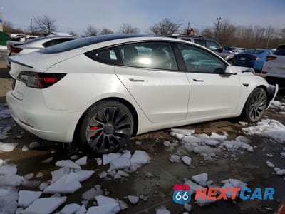 Trzecie zdjęcie samochodu z tyłu: 2022 TESLA MODEL 3 VIN:5YJ3E1EC1NF163806 - miniatura