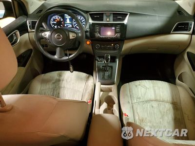 Zdjęcie 8 z 12 samochodu: 2017 NISSAN SENTRA S VIN:3N1AB7AP5HY240183 - miniatura
