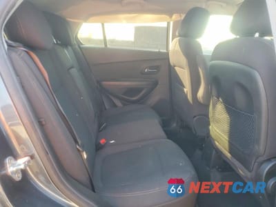 Zdjęcie 10 z 11 samochodu: 2021 CHEVROLET TRAX LS VIN:KL7CJKSB8MB337852 - miniatura