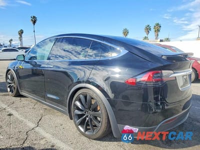 Drugie zdjęcie samochodu z przodu: 2018 TESLA MODEL X VIN:5YJXCBE24JF115117 - miniatura