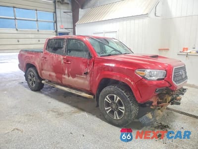 Czwarte zdjęcie samochodu z boku: 2019 TOYOTA TACOMA VIN:3TMCZ5AN5KM228649 - miniatura