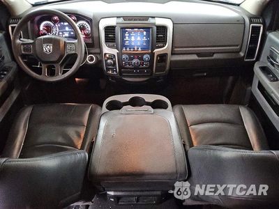 Zdjęcie 8 z 12 samochodu: 2019 RAM 1500 CLASSIC SLT VIN:1C6RR7LT6KS728562 - miniatura