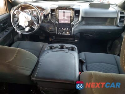 Zdjęcie 8 z 12 samochodu: 2025 RAM 2500 TRADESMAN VIN:3C6UR5CL7SG546259 - miniatura