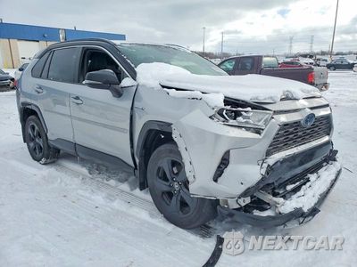 Czwarte zdjęcie samochodu z boku: 2020 TOYOTA RAV4 XSE VIN:JTMEWRFV2LJ039988 - miniatura