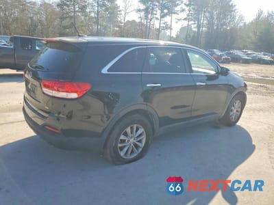 Trzecie zdjęcie samochodu z tyłu: 2016 KIA SORENTO LX VIN:5XYPG4A37GG002441 - miniatura
