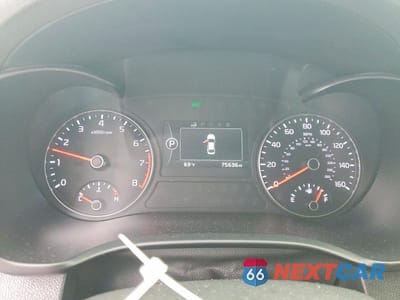 Zdjęcie 9 z 12 samochodu: 2017 KIA OPTIMA VIN:5XXGW4L25HG125877 - miniatura