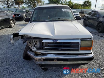 Piąte zdjęcie samochodu w środku: 1993 FORD EXPLORER VIN:1FMDU32X2PUB30023 - miniatura