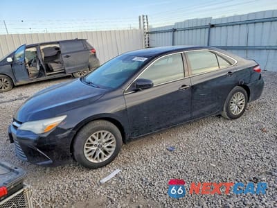 2017 TOYOTA CAMRY LE 4T1BF1FK4HU327443 - główne zdjęcie licytacji z USA - miniatura