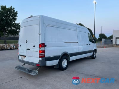 Czwarte zdjęcie samochodu z boku: 2016 MERCEDES-BENZ SPRINTER 2500 VIN:WD3PE8DD5GP245609 - miniatura