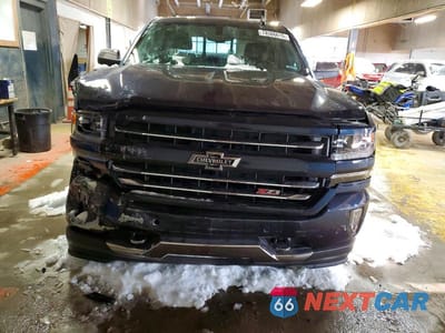 Piąte zdjęcie samochodu w środku: 2018 CHEVROLET SILVERADO K1500 LTZ VIN:3GCUKSECXJG306355 - miniatura