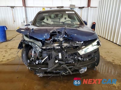 Piąte zdjęcie samochodu w środku: 2025 BMW IX XDRIVE50 VIN:WB523CF00SCU53668 - miniatura