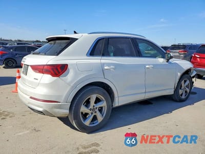 Trzecie zdjęcie samochodu z tyłu: 2021 AUDI Q3 PREMIUM 40 VIN:WA1AUCF32M1095960 - miniatura