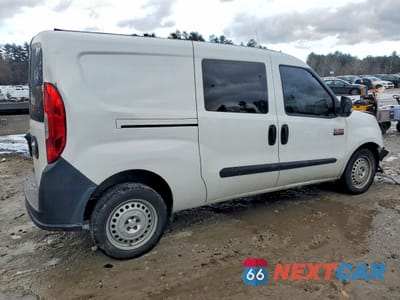 Trzecie zdjęcie samochodu z tyłu: 2019 RAM PROMASTER CITY DELIVERY VAN VIN:ZFBHRFAB3K6L89330 - miniatura