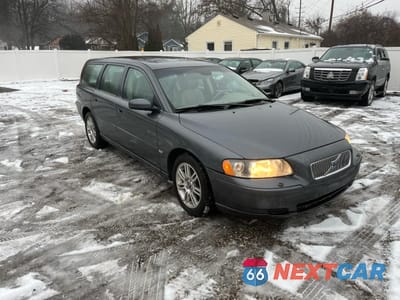 2006 VOLVO V70 YV1SW612562547802 - główne zdjęcie licytacji z USA - miniatura