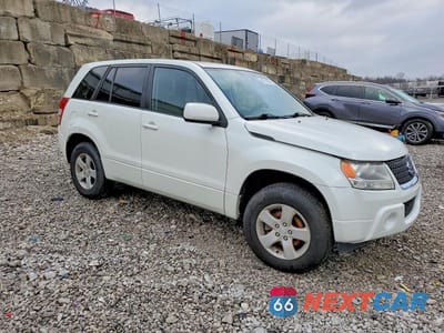 Czwarte zdjęcie samochodu z boku: 2011 SUZUKI GR VITARA VIN:JS3TD0D23B4100541 - miniatura