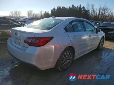 Trzecie zdjęcie samochodu z tyłu: 2019 SUBARU LEGACY 2.5I PREMIUM VIN:4S3BNAF67K3008111 - miniatura