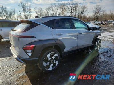 Trzecie zdjęcie samochodu z tyłu: 2024 HYUNDAI KONA LIMITED VIN:KM8HECA3XRU104415 - miniatura