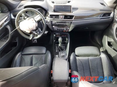 Zdjęcie 8 z 14 samochodu: 2016 BMW X1 XDRIVE28I VIN:WBXHT3C3XG5E47956 - miniatura