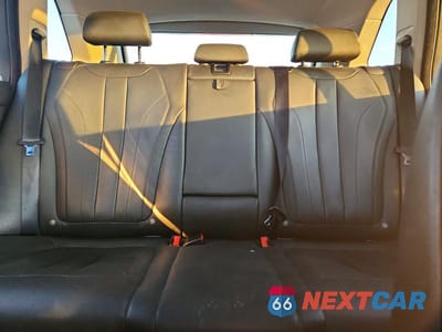 Zdjęcie 10 z 13 samochodu: 2016 BMW X5 SDRIVE35I VIN:5UXKR2C58G0H42420 - miniatura