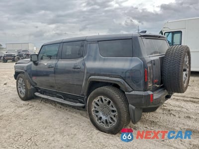 Drugie zdjęcie samochodu z przodu: 2025 GMC HUMMER SUV 2X VIN:1GKT0NDE1SU118221 - miniatura