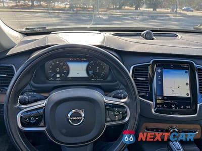 Zdjęcie 7 z 10 samochodu: 2016 VOLVO XC90 T6 VIN:YV4A22PLXG1034524 - miniatura